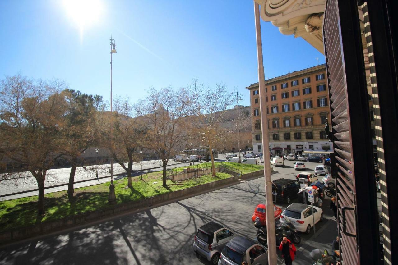 La Muraglia Di San Pietro Rome Bagian luar foto